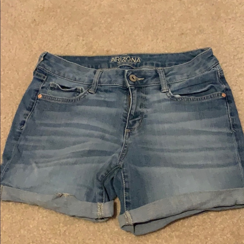 Arizona Size 7 Jean Shorts